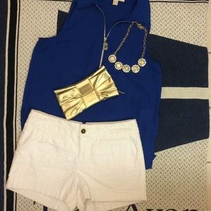 BANANA REPUBLIC White Eyelet Design Short Sz 6